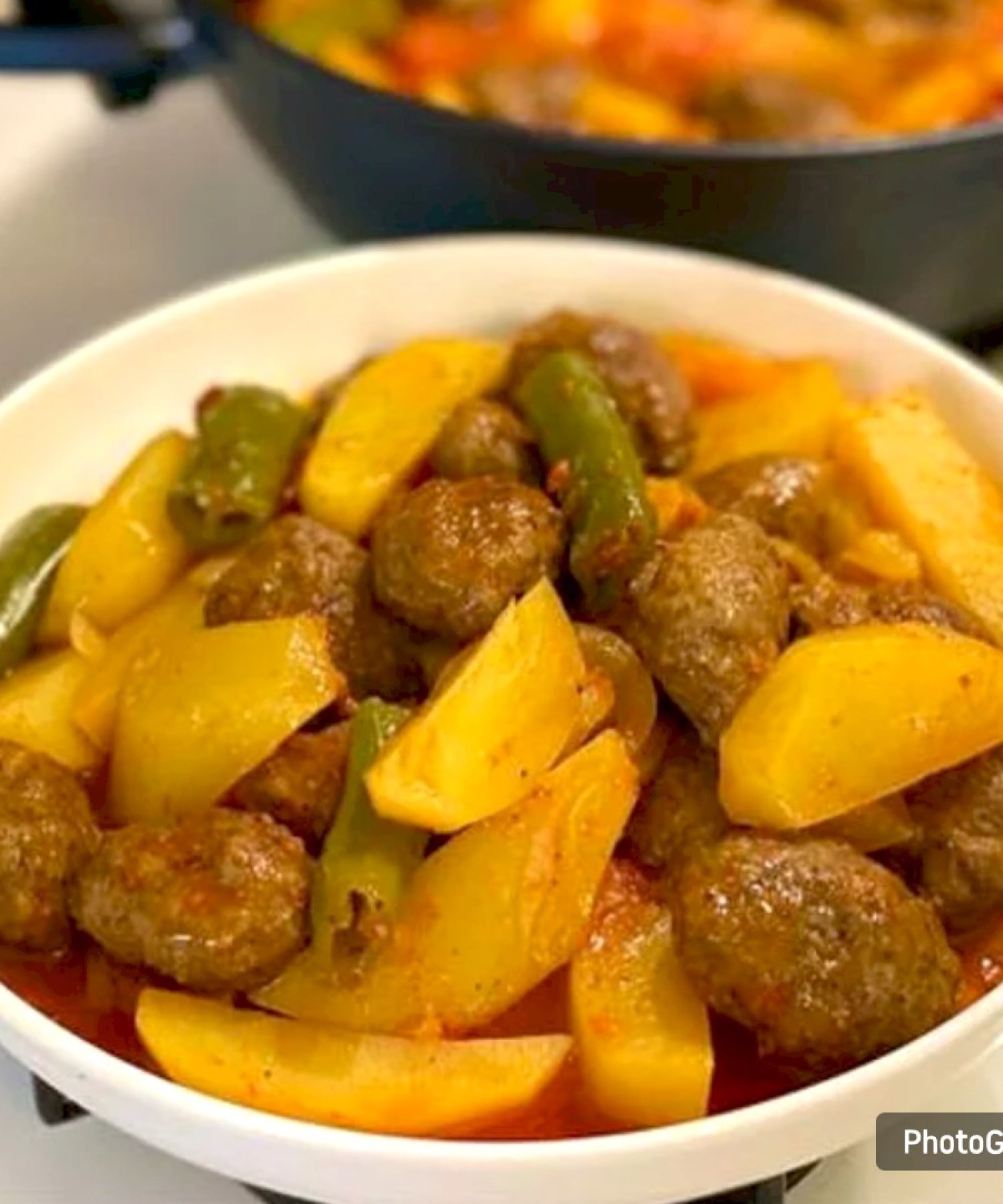 Tencerede Pratik Patates Köfte Yemeği Tarifi