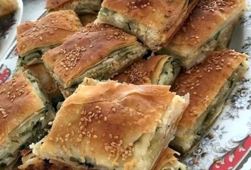 Nişastalı El Açması Börek Tarifi