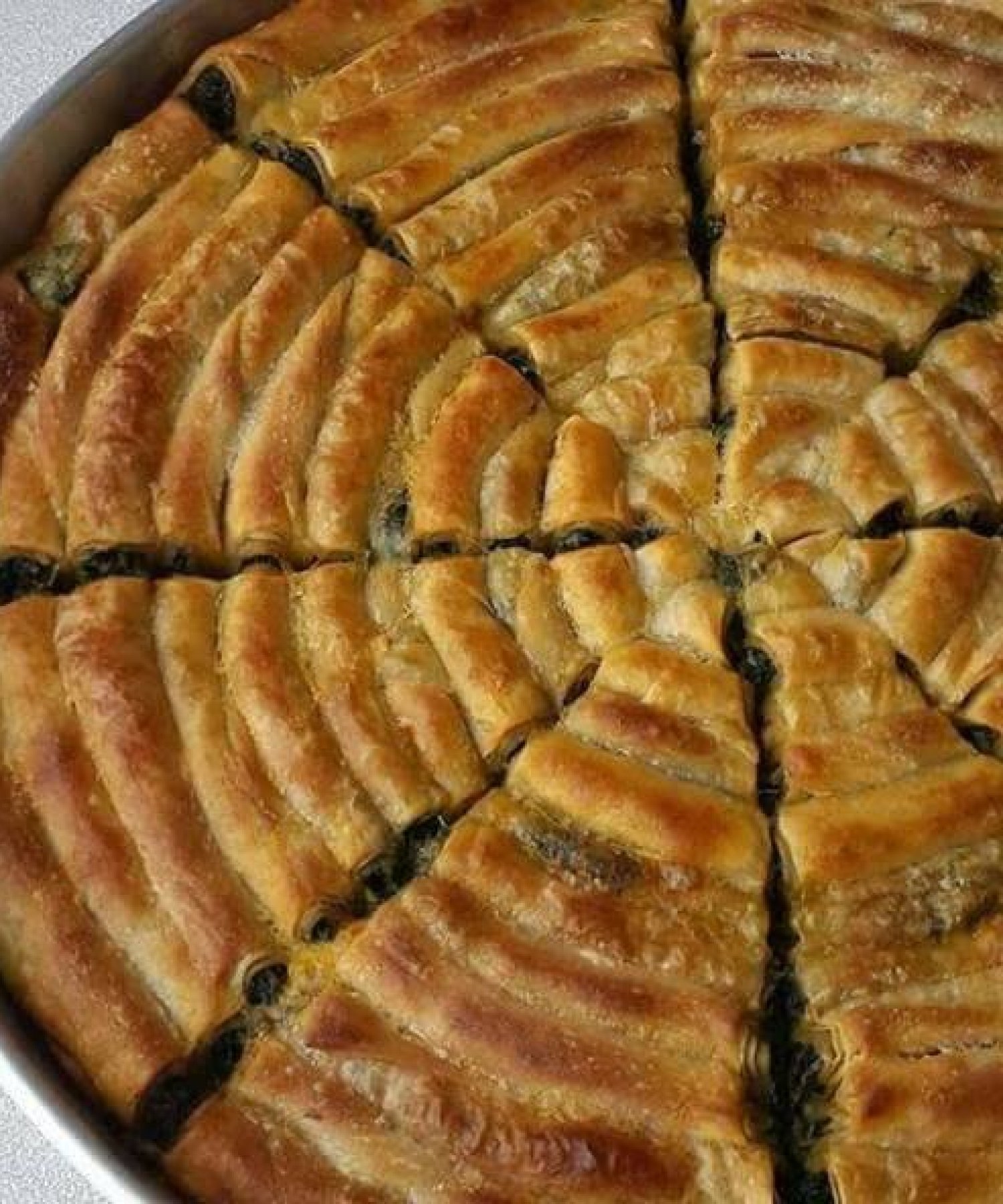 ISPANAKLI ÇARŞAF BÖREĞİ