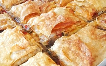 ÇITIR ÇITIR PATLICANLI KOLAY BÖREK TARİFİ