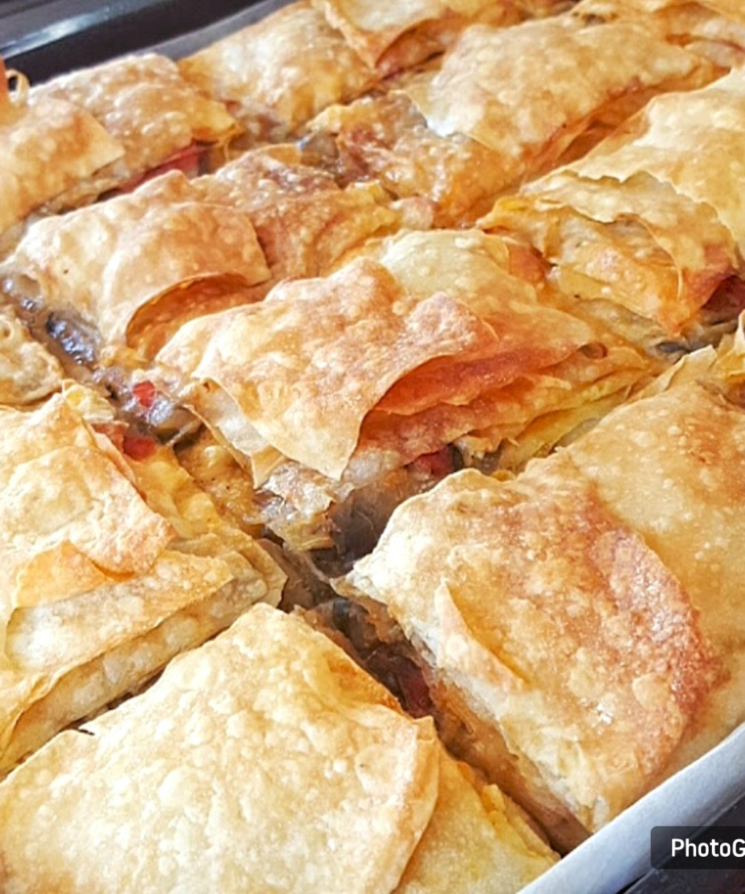 ÇITIR ÇITIR PATLICANLI KOLAY BÖREK TARİFİ