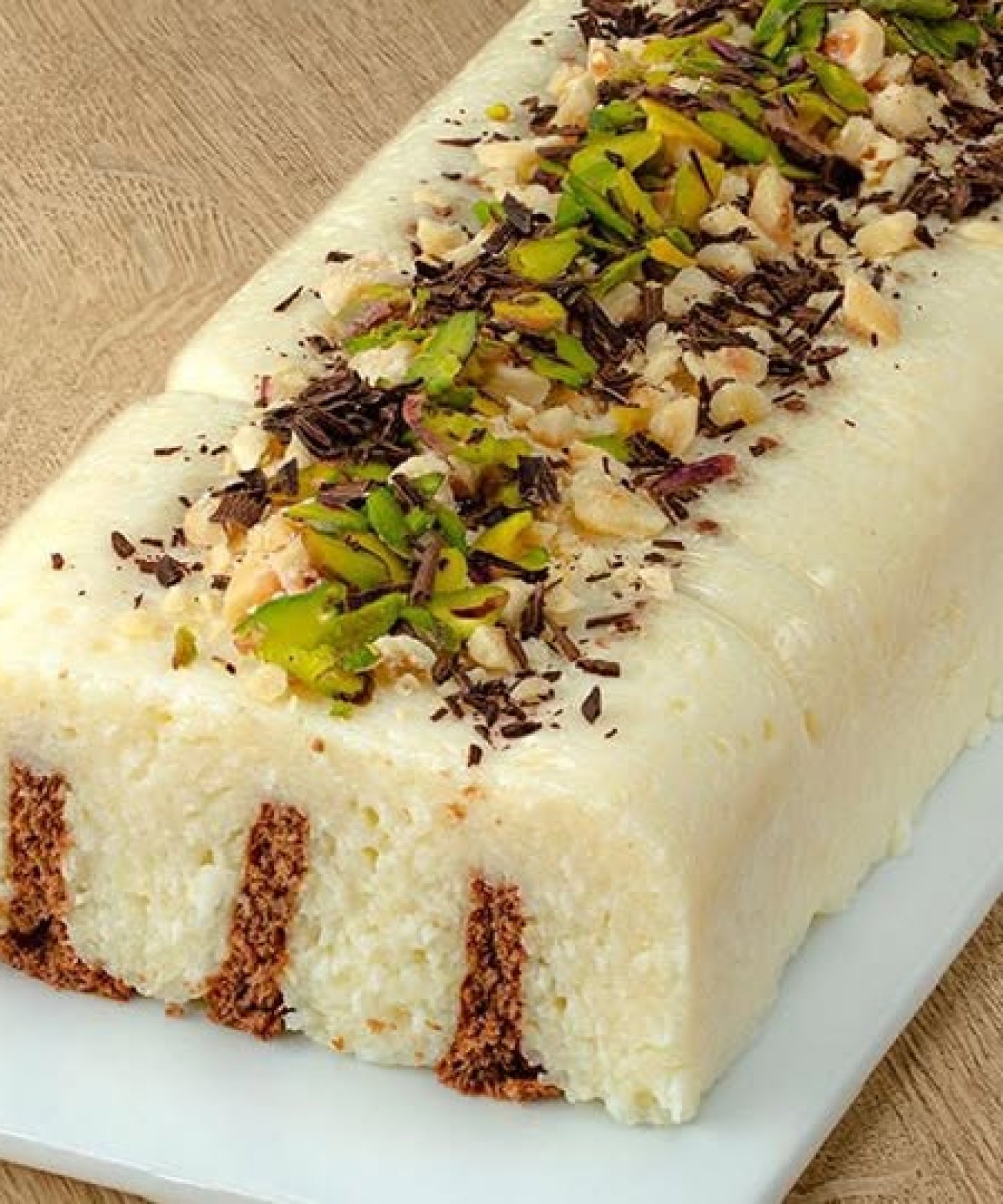 Bisküvili İrmik Tatlısı Tarifi