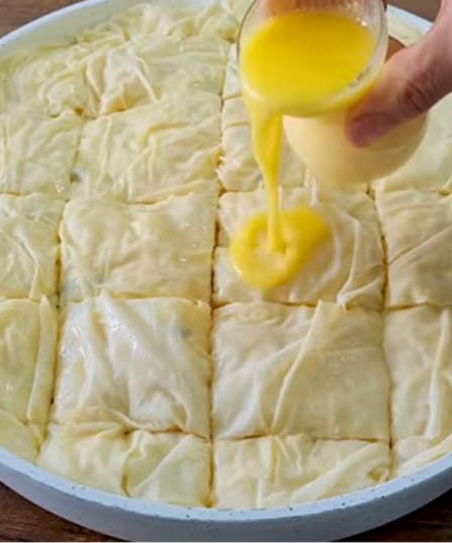 1 Bardak Ekleyin Böreğin Tadı Damağınızda Kalsın