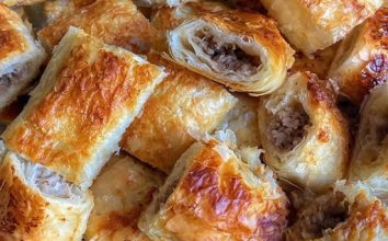 Sarıyer Usulü Kıymalı Börek Tarifi