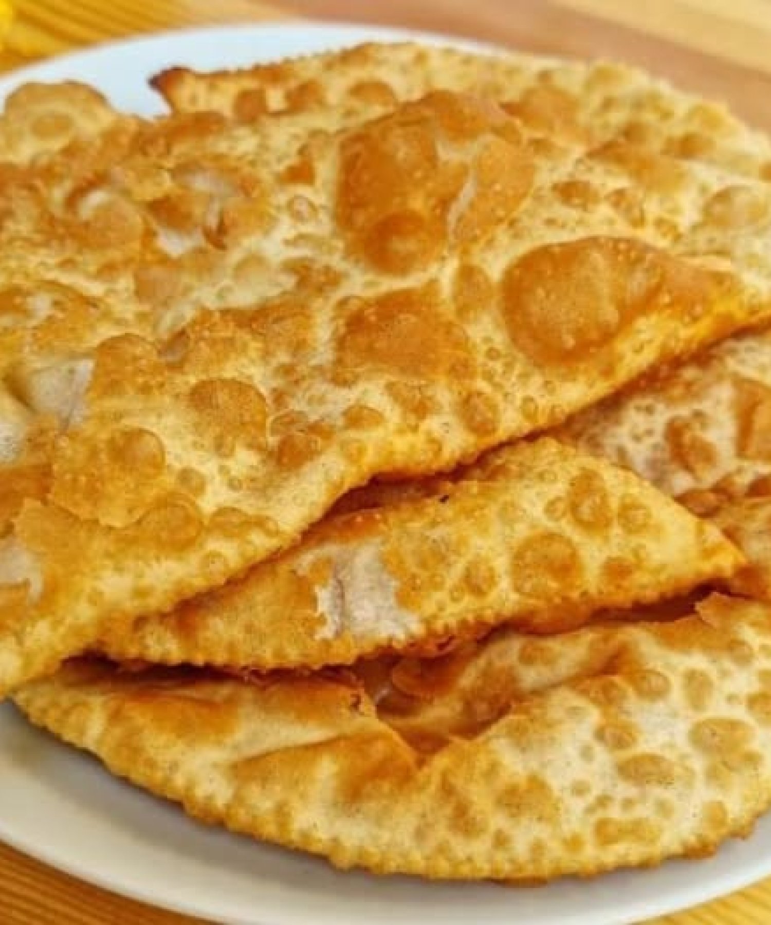 Tatarların Efsane Böreği Çiğ Börek Tarifi