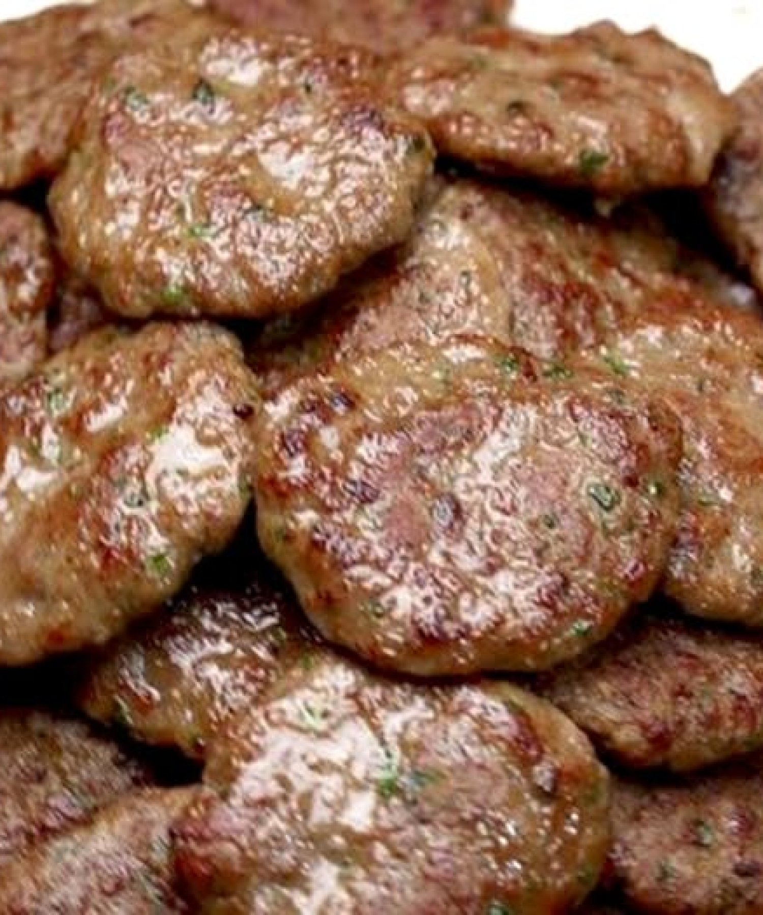 İçi Sulu Sulu Bol Lezzetli Köfte Tarifi