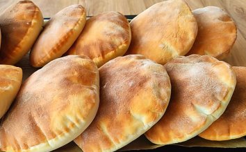 Fırında 10 Dakikada Hazır Pita Ekmeği Tarifi
