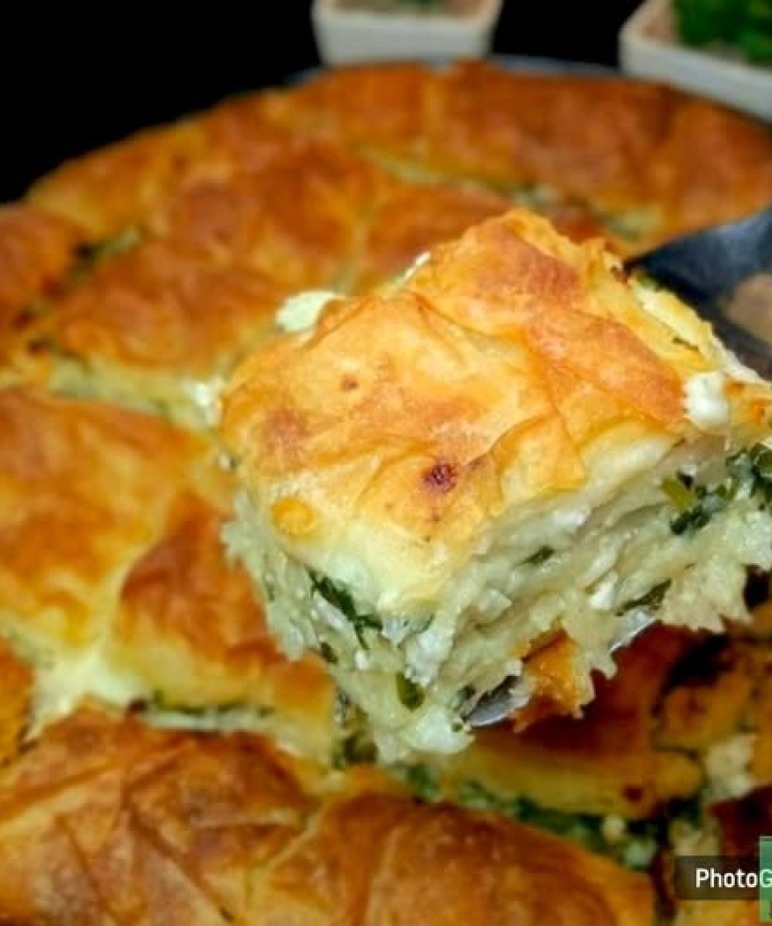 Favoriniz Olacak Maden Sulu Peynirli Börek Tarifi