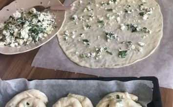 Elde Açma Börek Tarifi