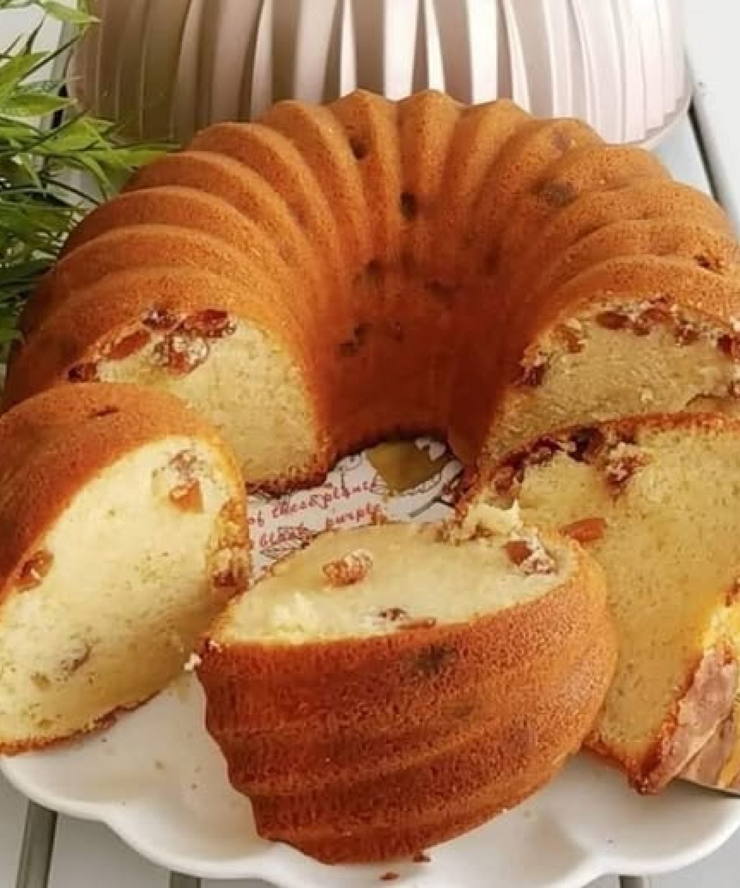 Kuru Üzümlü Kek Tarifi