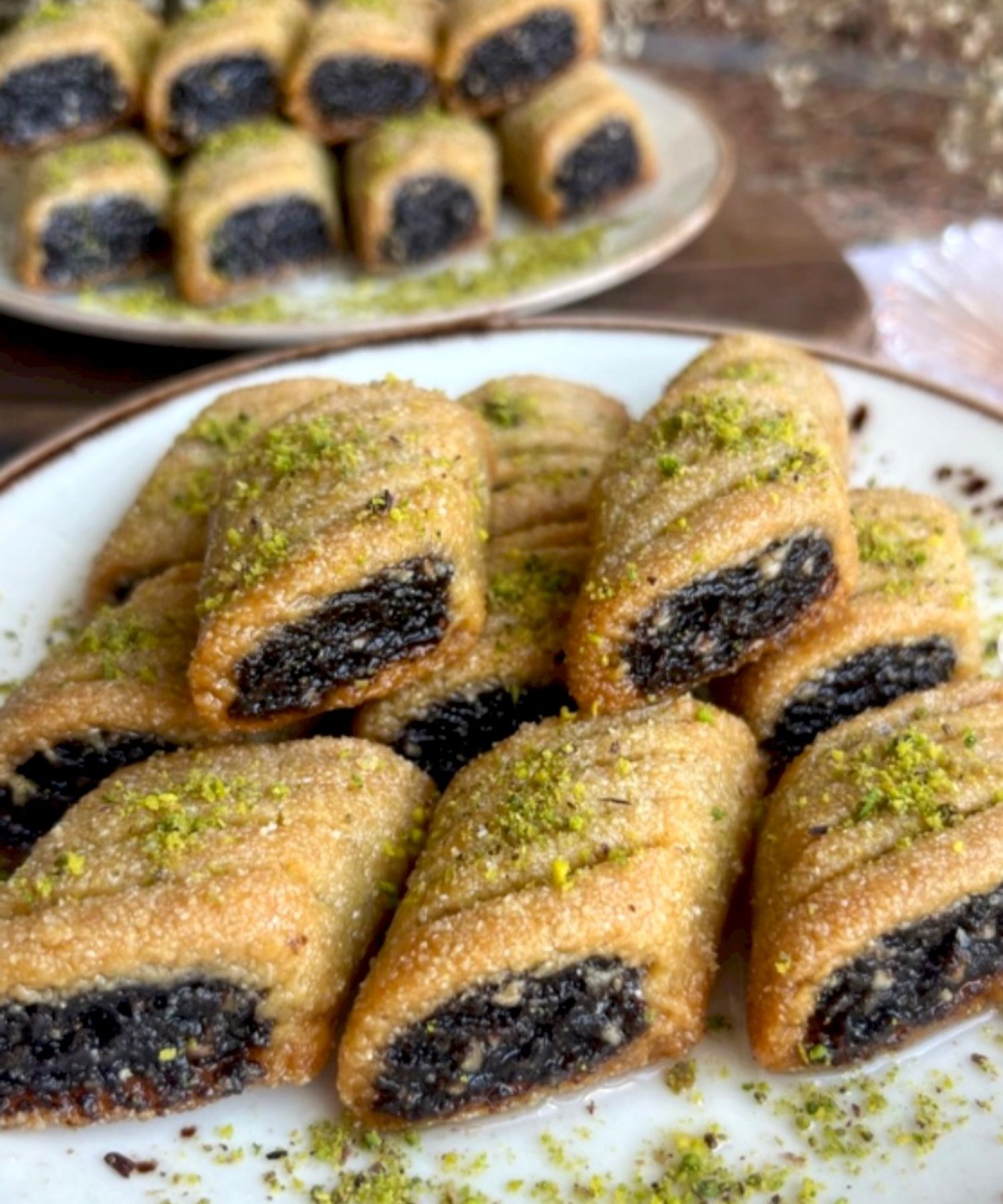 Ağızda Dağılan Kıyır Kıyır Çizik İrmik Tatlısı